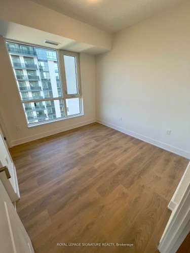 1407-202 Burnhamthorpe Road E, Mississauga, ON - Indoor Photo Showing Other Room