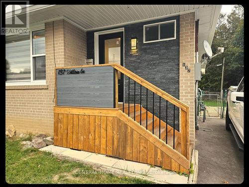 137 WILLOW LANE  Newmarket, ON L3Y 4J1