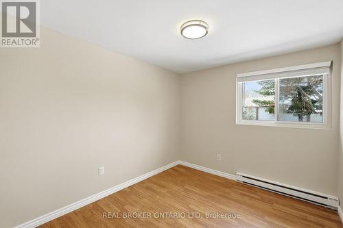 25 - 166 Southdale Road W, London South (South O), ON - Indoor Photo Showing Other Room