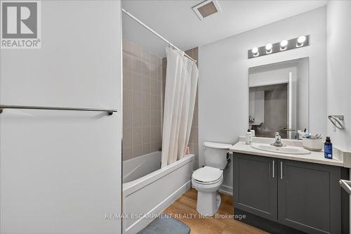 428 - 470 Dundas Street E, Hamilton, ON - Indoor Photo Showing Bathroom