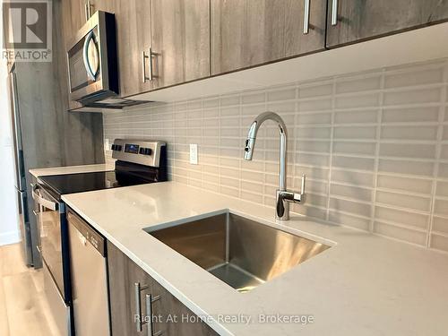 1609 - 3240 William Coltson Avenue, Oakville (Jm Joshua Meadows), ON - Indoor Photo Showing Kitchen