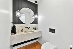Powder room - 