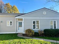 8-331 McLaughlin DR  Moncton, NB E1A 4R3