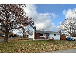 335 Beaumont AVE  Miramichi, NB E1V 1E5