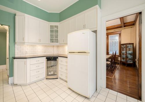 Kitchen - 3567 Av. Girouard, Montréal (Côte-Des-Neiges/Notre-Dame-De-Grâce), QC - Indoor Photo Showing Kitchen
