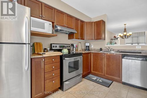 Kitchen - 145 Wharhol Private, Ottawa, ON - Indoor Photo Showing Kitchen