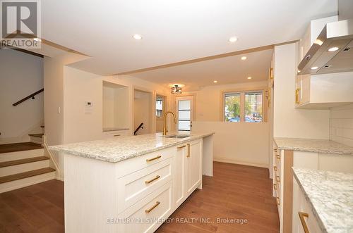 28 - 660 Hochelaga Street, Ottawa, ON - Indoor Photo Showing Kitchen