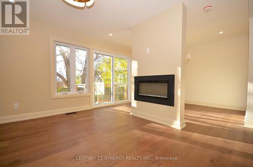 28 - 660 Hochelaga Street, Ottawa, ON - Indoor With Fireplace