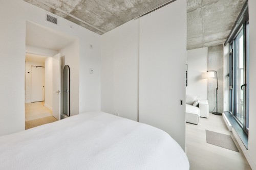 Master Bedroom - 524-200 Boul. Marcel-Laurin, Montréal (Saint-Laurent), QC - Indoor Photo Showing Other Room