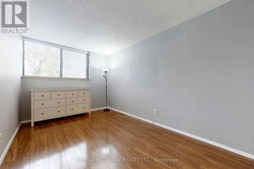 Bedroom 2 - 308 - 40 Baif Boulevard, Richmond Hill, ON - Indoor Photo Showing Other Room