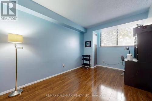 Bedroom 3 - 308 - 40 Baif Boulevard, Richmond Hill, ON - Indoor Photo Showing Other Room