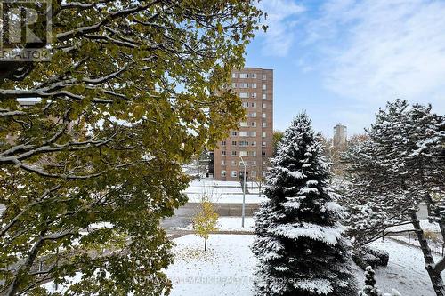 308 - 40 Baif Boulevard, Richmond Hill, ON - Outdoor