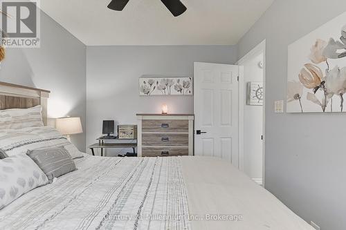 12 - 293 Mariners Way, Collingwood, ON - Indoor Photo Showing Bedroom