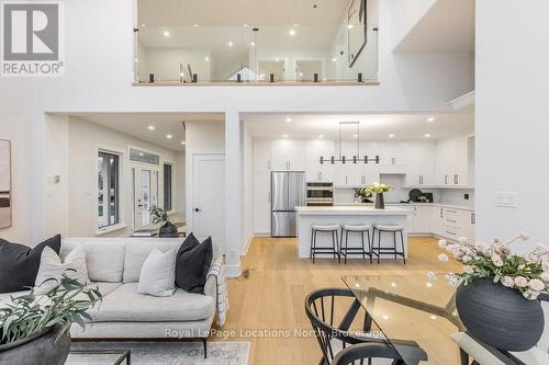6 Butternut Crescent, Wasaga Beach, ON - Indoor Photo Showing Living Room