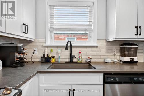 762 Cameron Street, Peterborough (Otonabee Ward 1), ON - Indoor Photo Showing Kitchen