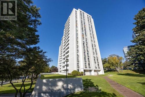 1008 - 10 Parkway Forest Drive, Toronto (Henry Farm), ON - Outdoor With Facade