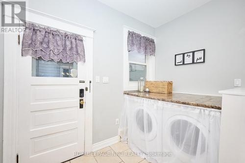 138 Young Street, Welland (Welland Downtown), ON - Indoor Photo Showing Laundry Room
