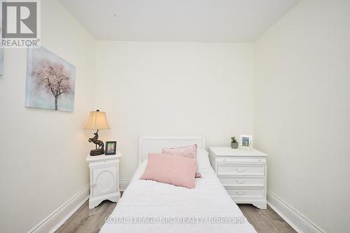 138 Young Street, Welland (Welland Downtown), ON - Indoor Photo Showing Bedroom
