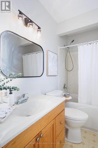 504 Elm Road, Whitchurch-Stouffville (Stouffville), ON - Indoor Photo Showing Bathroom