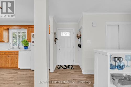 110 Stonybrook Drive, Kitchener, ON - Indoor