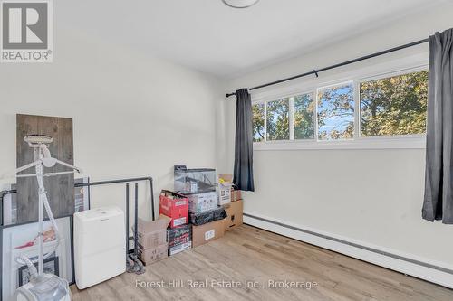 110 Stonybrook Drive, Kitchener, ON - Indoor