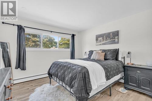 110 Stonybrook Drive, Kitchener, ON - Indoor Photo Showing Bedroom