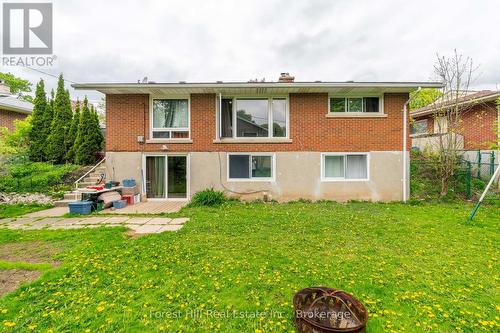 110 Stonybrook Drive, Kitchener, ON - Outdoor