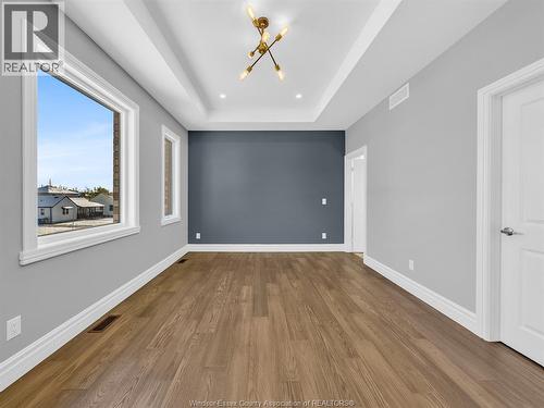 1663 Betts Avenue, Windsor, ON - Indoor Photo Showing Other Room