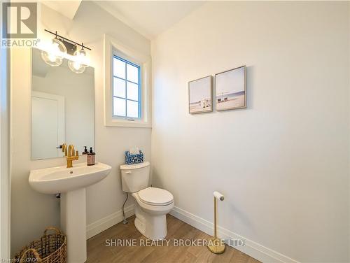235 Kennington Way, London South (South W), ON - Indoor Photo Showing Bathroom