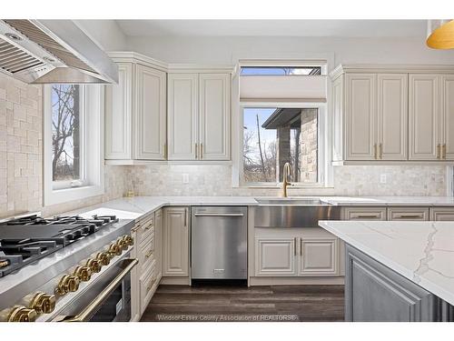 184 Grandview, Kingsville, ON 