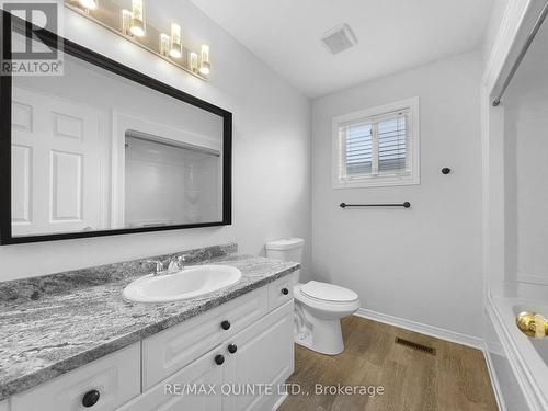Main floor 4-piece bathroom. - 143 Nicholas Street, Quinte West (Murray Ward), ON - Indoor Photo Showing Bathroom