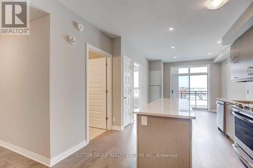 422 - 1105 Leger Way, Milton, ON - Indoor Photo Showing Kitchen