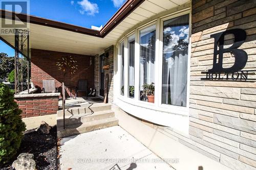 11 Grosvenor Street, St. Catharines (Bunting/Linwell), ON - Outdoor