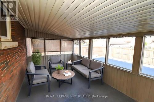 11 Grosvenor Street, St. Catharines (Bunting/Linwell), ON -  With Exterior