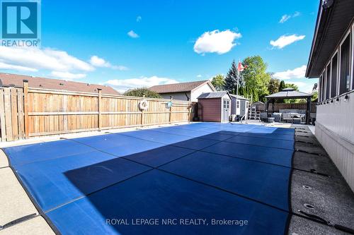 11 Grosvenor Street, St. Catharines (Bunting/Linwell), ON - Outdoor With In Ground Pool