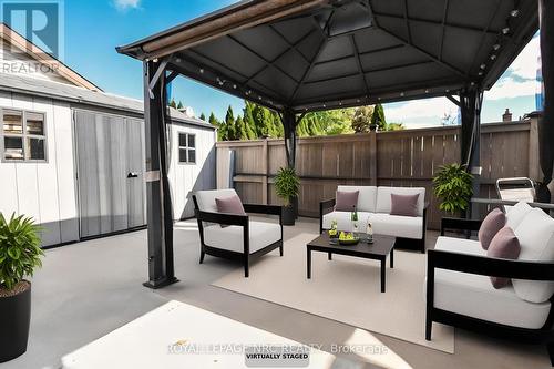 11 Grosvenor Street, St. Catharines (Bunting/Linwell), ON - Outdoor With Deck Patio Veranda With Exterior