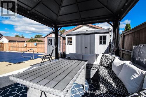 11 Grosvenor Street, St. Catharines (Bunting/Linwell), ON - Outdoor With Deck Patio Veranda With Exterior