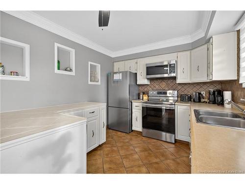 595 St Simon, Bathurst, NB 