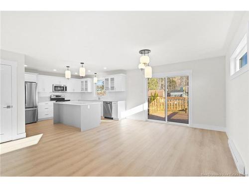 32 Attenborough Dr, Fredericton, NB 