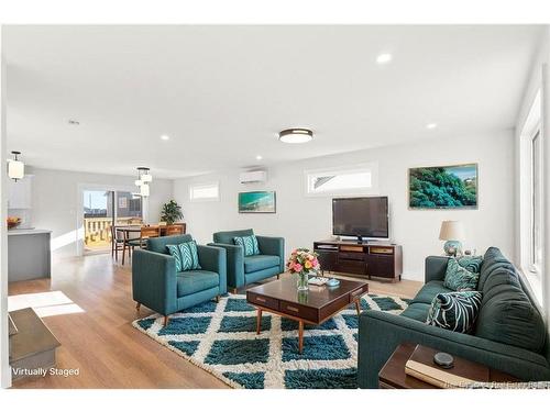 32 Attenborough Dr, Fredericton, NB 