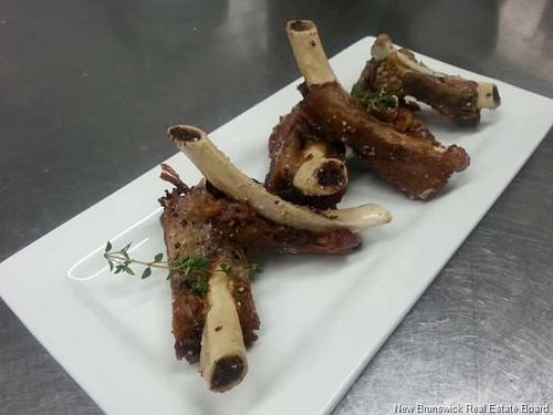 26 Bridge, Sackville, NB 