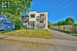 3865 FRONT STREET  Niagara Falls (Chippawa), ON L2G 6G3
