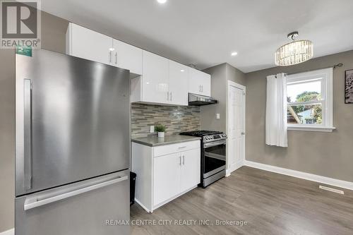 785 Fleet Street, London East (East G), ON - Indoor Photo Showing Kitchen
