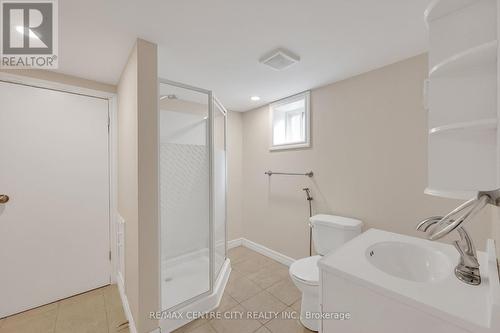 785 Fleet Street, London East (East G), ON - Indoor Photo Showing Bathroom