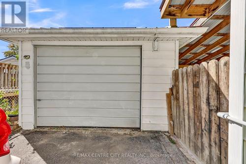 785 Fleet Street, London East (East G), ON - Outdoor With Exterior