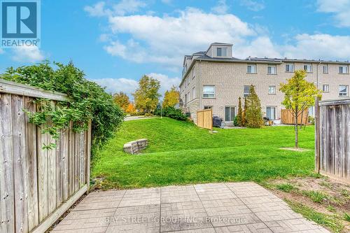 102 - 5260 Mcfarren Boulevard, Mississauga, ON - Outdoor