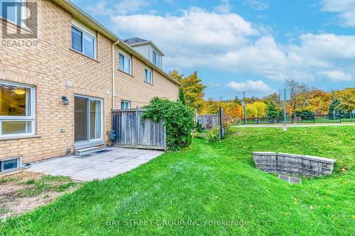102 - 5260 Mcfarren Boulevard, Mississauga, ON - Outdoor