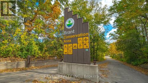 84 Jennings Road, Brantford, ON - Outdoor