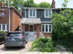 #2 (UPPER) - 33 LORINDALE AVENUE  Toronto, ON M5M 3C3