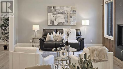 3 Earl Cook Drive, Whitchurch-Stouffville, ON - Indoor